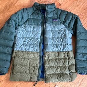 Patagonia boys size 14 jacket